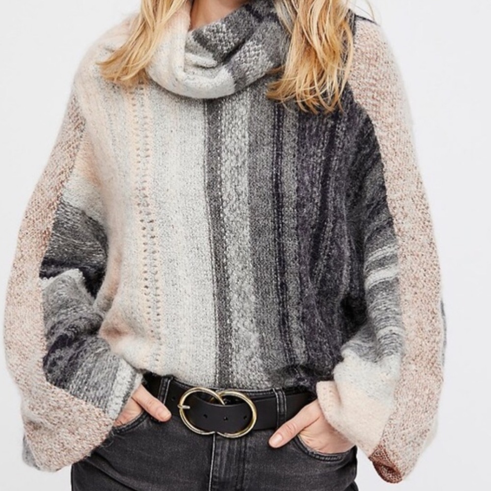 Cloud kicker sweater